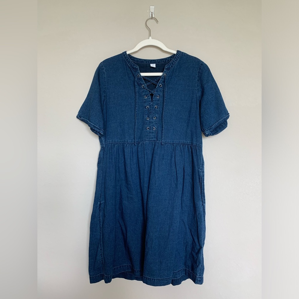 Old Navy Lace-Up Medium Wash Jean Shift Dress